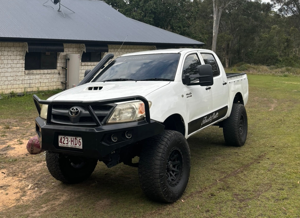 Dual cab door decal